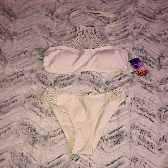 White halter bikini top and bottoms - Picture 1 of 4